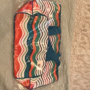 🌞 Never been used Chicos GWP Beach Cool Multl 🏖